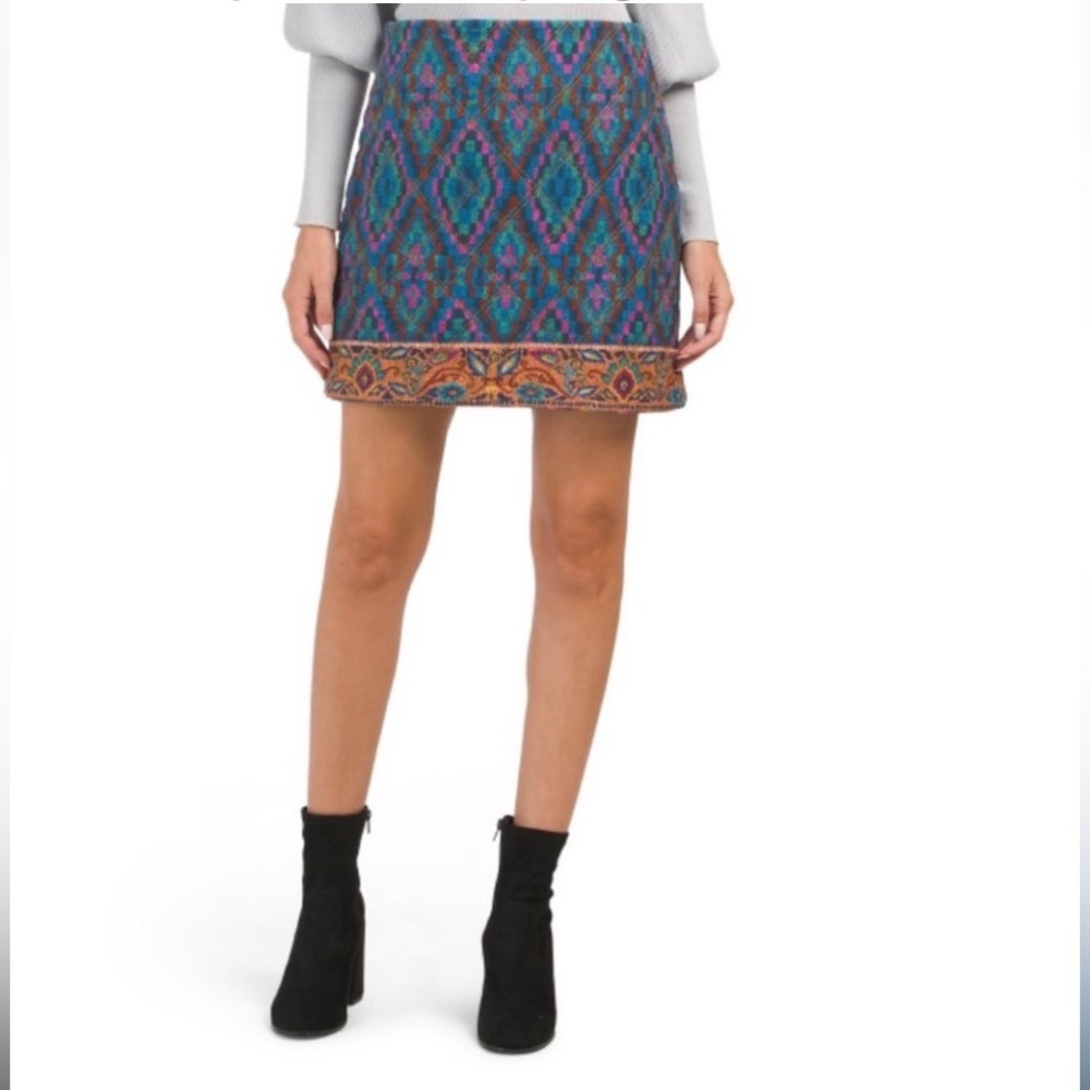 FARM RIO Tapestry Scarf
Blue Mini Skirt Size 0 - Picture 16 of 16